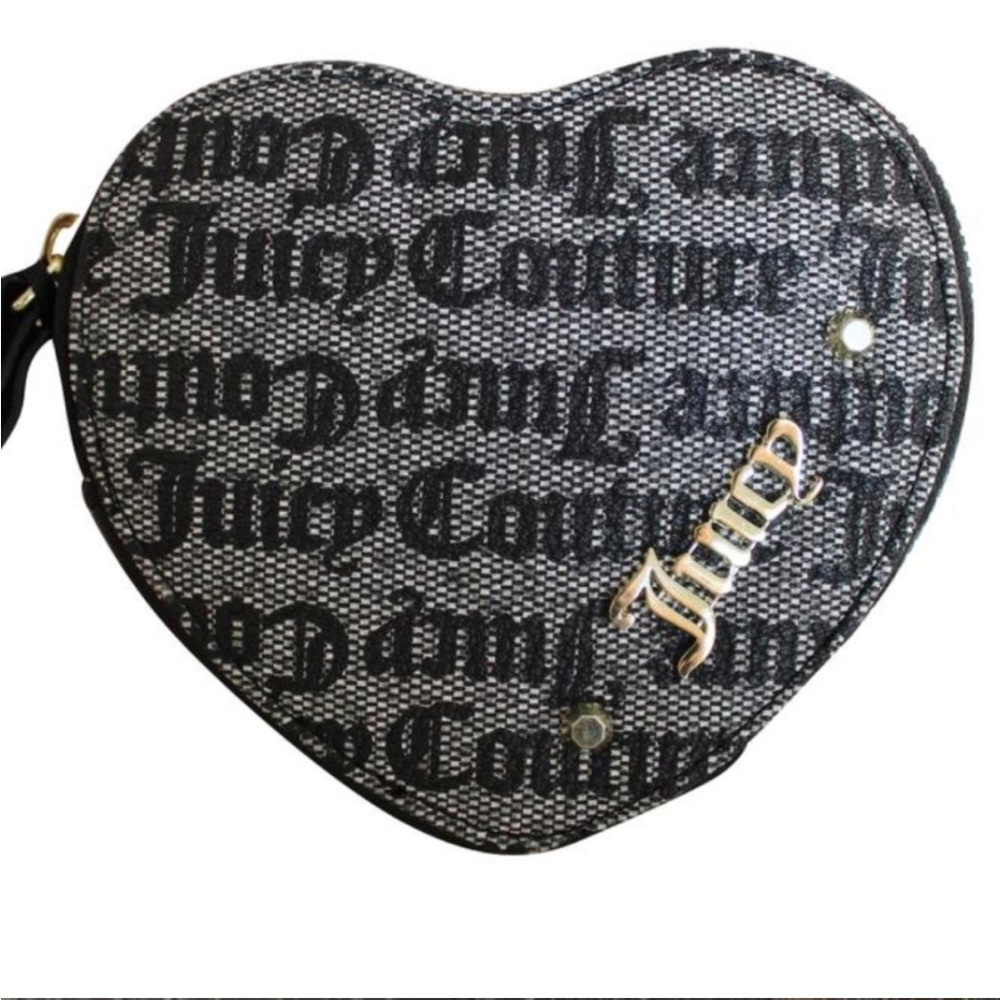 NWT Juicy Couture Gothic StatusHeart to Heart Coin Purse Wristlet